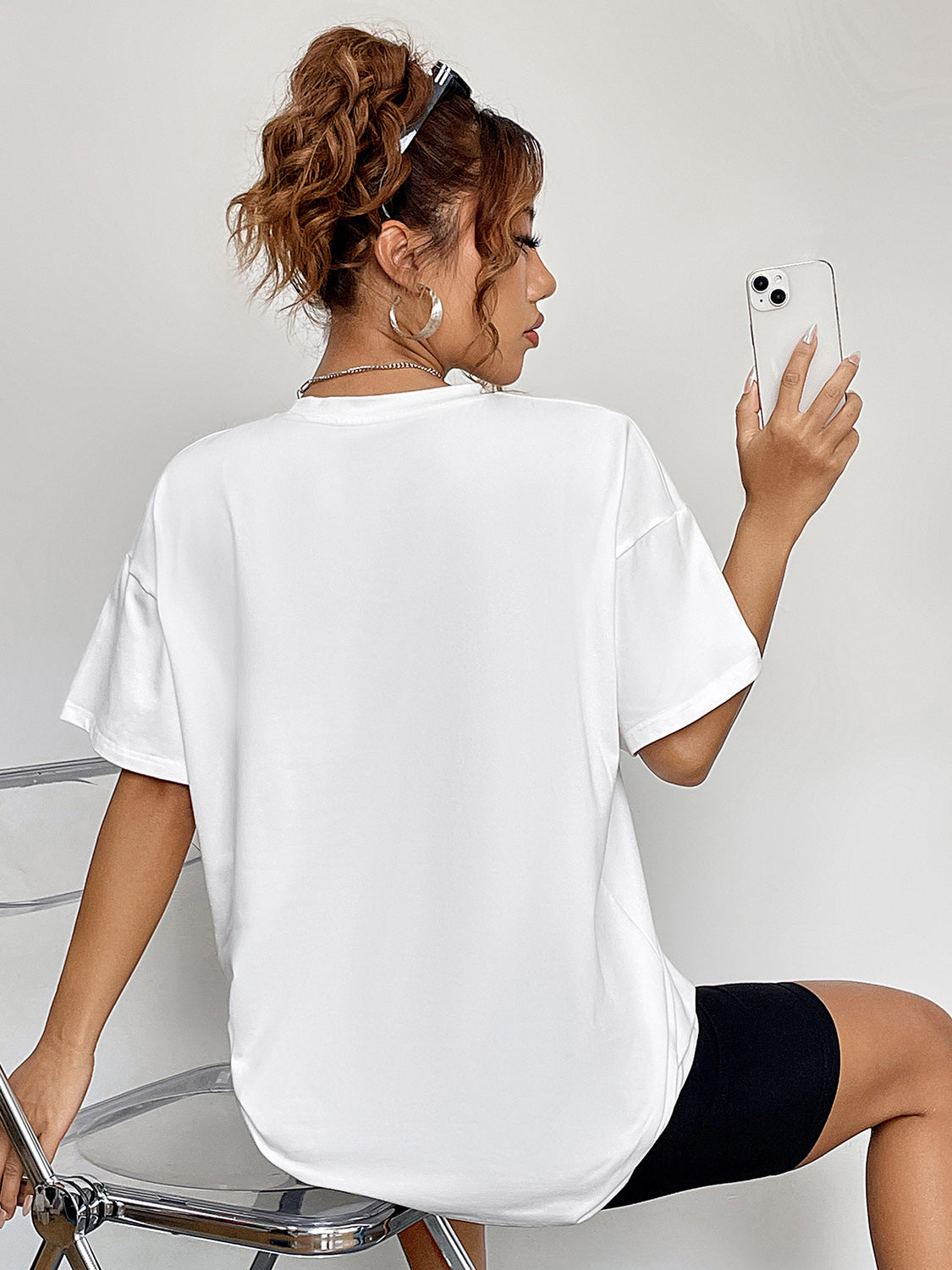 Rae Round Neck Short Sleeve Graphic T-Shirt