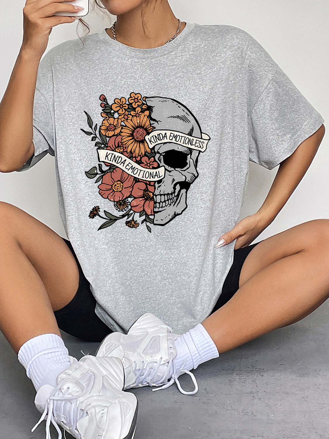 Rae Round Neck Short Sleeve Graphic T-Shirt