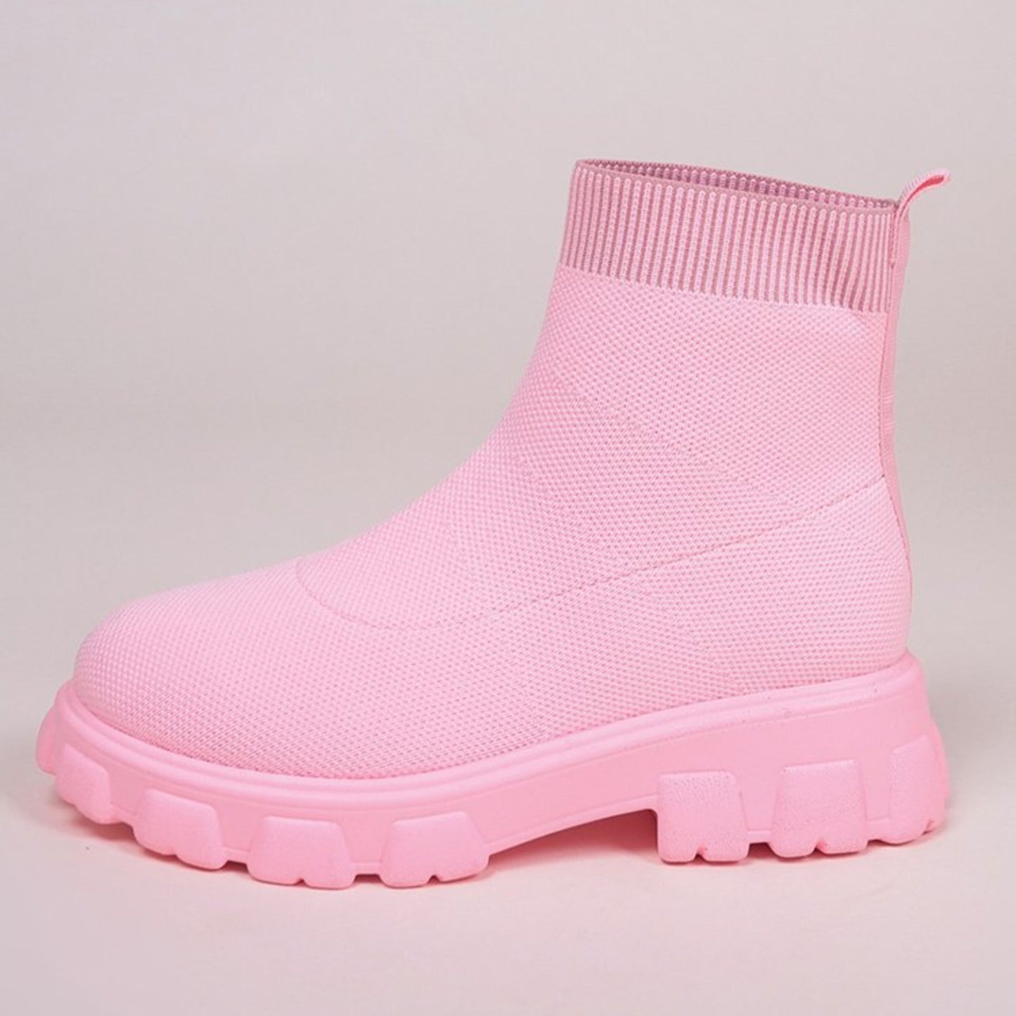 Michelle Mesh Round Toe Platform Boots