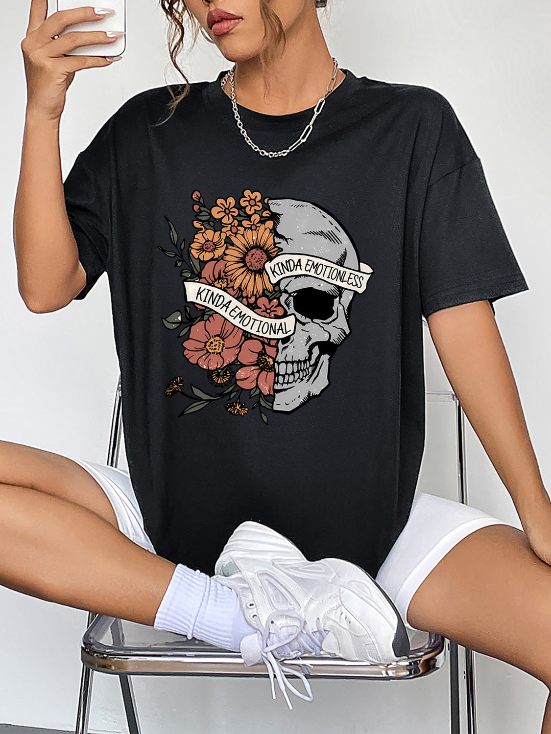 Rae Round Neck Short Sleeve Graphic T-Shirt