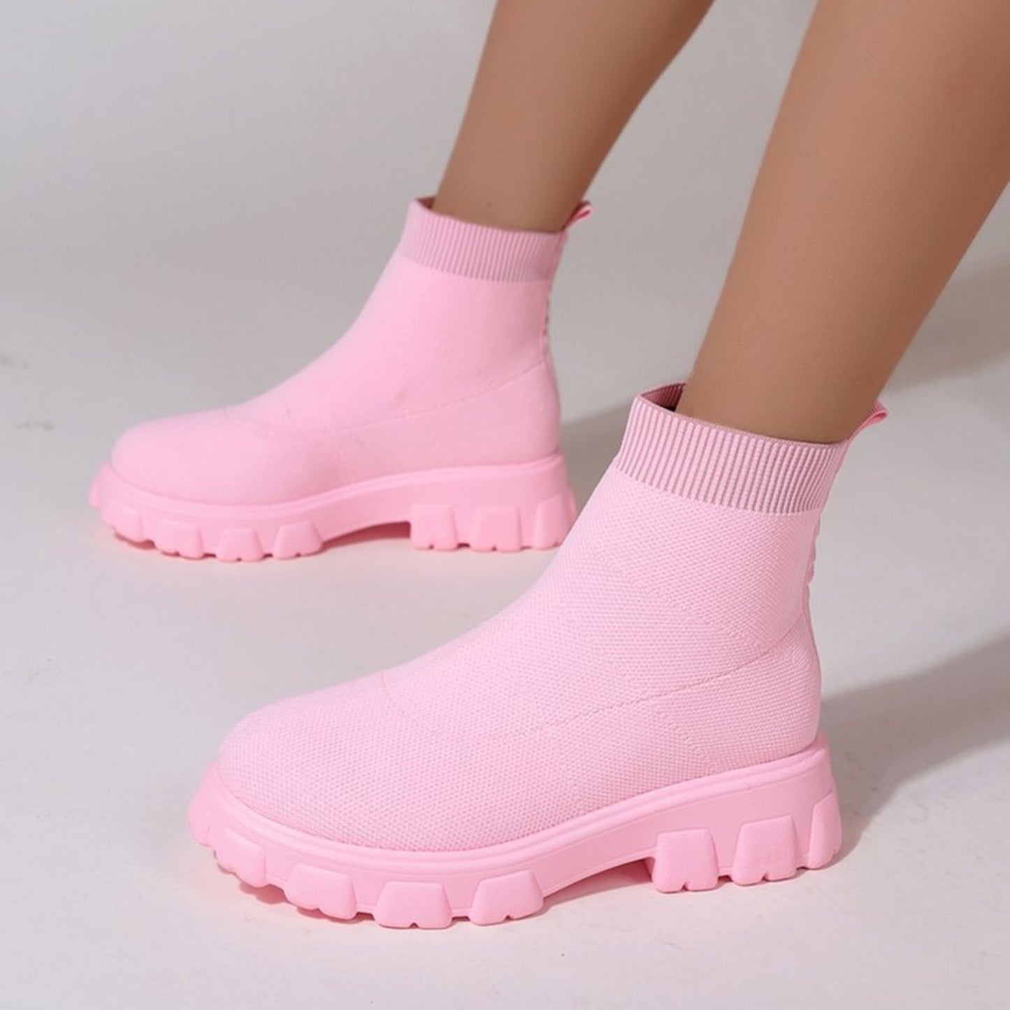 Michelle Mesh Round Toe Platform Boots