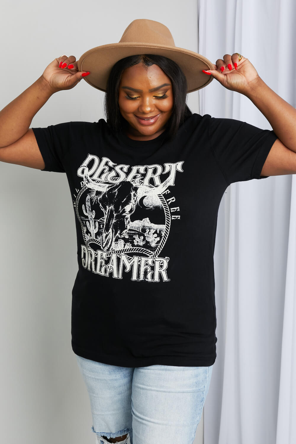 DESERT DREAMER Graphic Tee